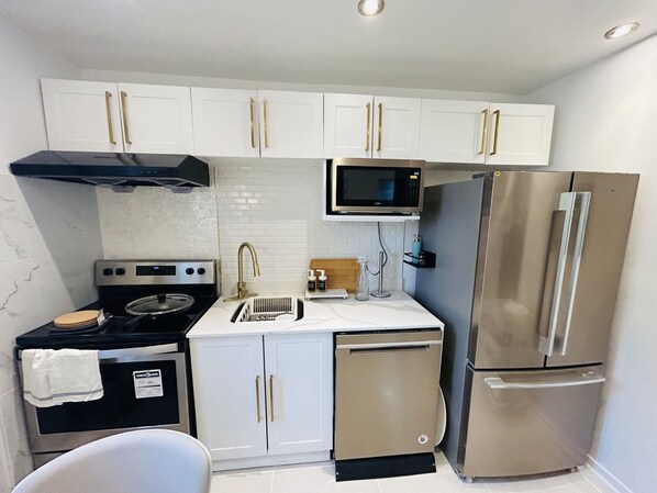 Microwave, oven, stovetop, dishwasher