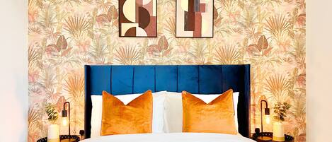 2 bedrooms, WiFi, bed sheets