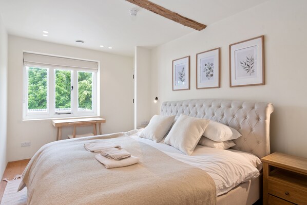 Family House, Multiple Beds