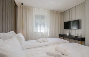 3 Schlafzimmer, Zimmersafe, Bügeleisen/Bügelbrett, Reisekinderbett