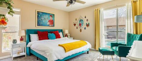 3 bedrooms, desk, iron/ironing board, travel crib