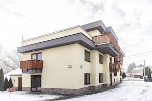 Exterior - Hotel Demänová Apartments (Liptovsky Mikulas)