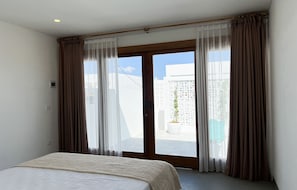 2 bedrooms, in-room safe, free WiFi, bed sheets
