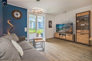 Tv, bordfodbold, bordtennisbord