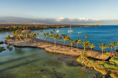 Waikoloa Beach 2bdrm/2ba remodeled condo close to the beach.