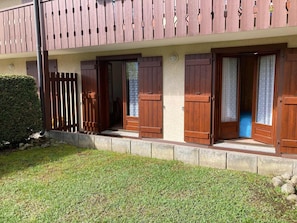 Exterior detail - 2-room cabin apartment near Prarion lifts, Les Houches (Les Houches)