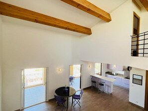 Interior - Luxury apartment with rooftop terrace, air conditioning, WiFi, parking (L'Île-Rousse)