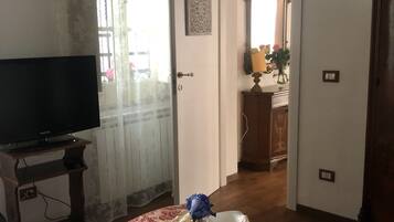 2 chambres, bureau, fer et planche à repasser, Wi-Fi gratuit