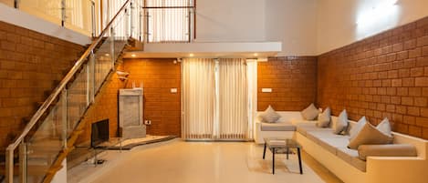 Premium-Villa, 2 Schlafzimmer, eigener Pool, Gartenblick | Wohnbereich