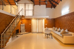 Premium Villa, 2 Bedrooms, Private Pool, Garden View | Living area