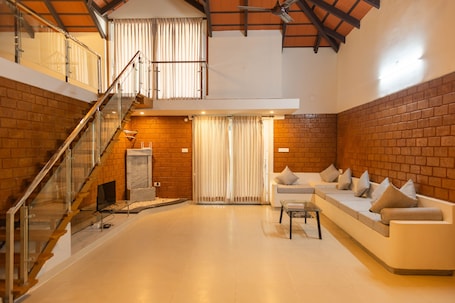 Premium Villa, 2 Bedrooms, Private Pool, Garden View | Living area