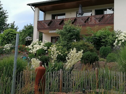 Gemütliche Ferienwohnung in Ländlicher Lage, Ideal zum Wandern ,radfahren, Biken