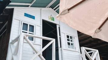 Kamar Tradisional | 4 kamar tidur, Wi-Fi gratis, dan seprai linen