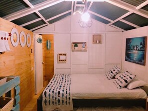 Traditional-Zimmer | 4 Schlafzimmer, kostenloses WLAN, Bettwäsche