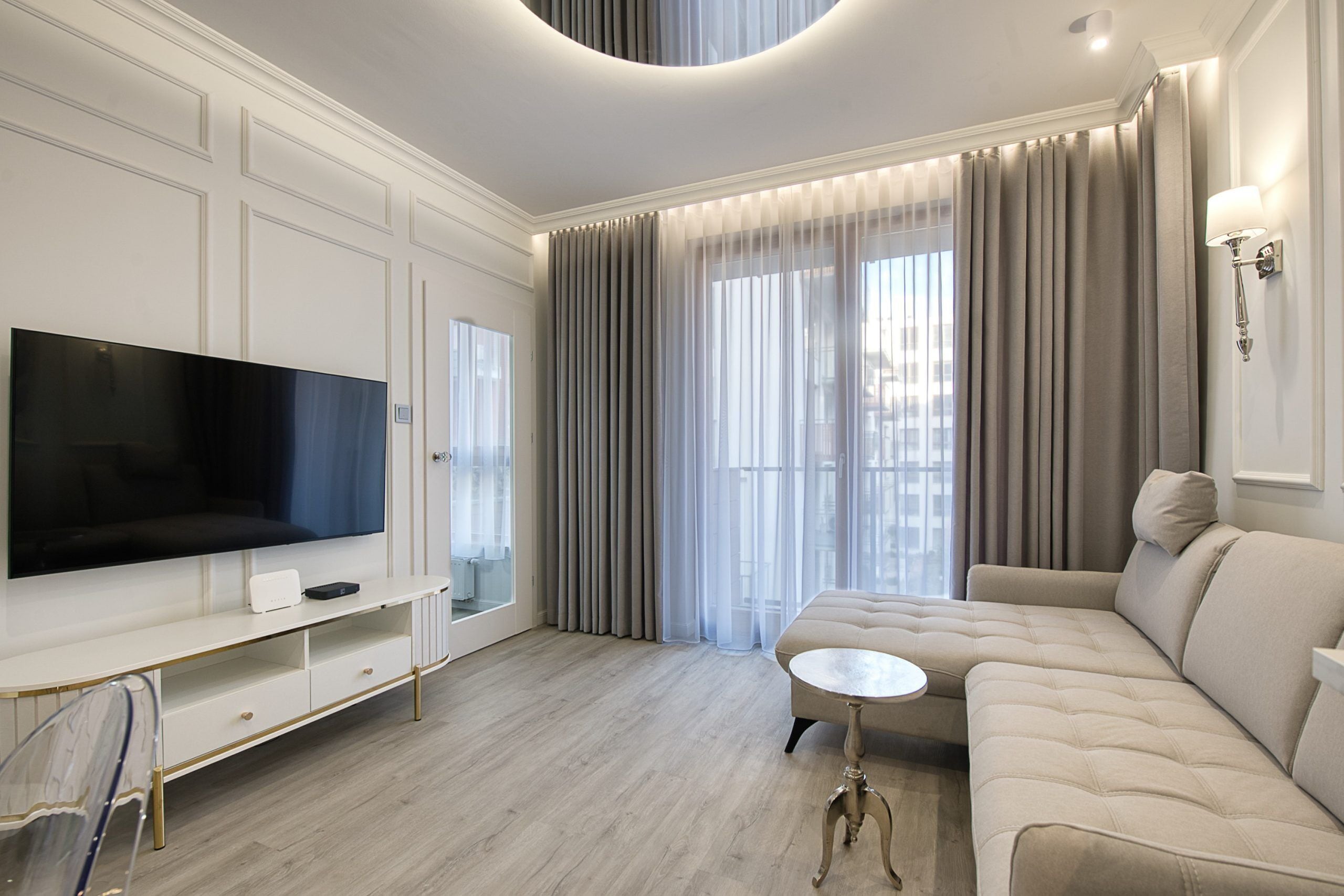 Deluxe Apartment | 1 bedroom, individually decorated, individually furnished, desk