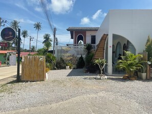 Deep-tissue massages, Thai massages, massages - Bansabai pool villa guesthouse (Khanom)