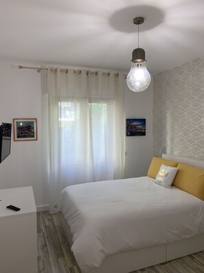 2 bedrooms, free WiFi, bed sheets