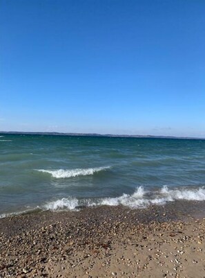 Beach - The Fernhaus - Luxury Cabin Across from East Bay (Elk Rapids)