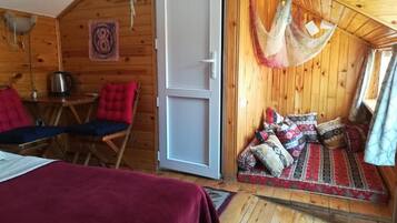 Blackout drapes, soundproofing, iron/ironing board, free WiFi