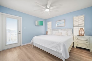 6 bedrooms, iron/ironing board, free WiFi, bed sheets
