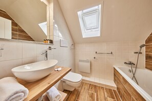 Apartment | Bathroom - Hotel AURI (Rudník)
