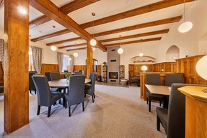 Restaurant - Hotel AURI (Rudník)