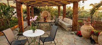 Χαλαρώστε σε ένα ιδιωτικό μέρος 1χλμ απ'τη θάλασσα