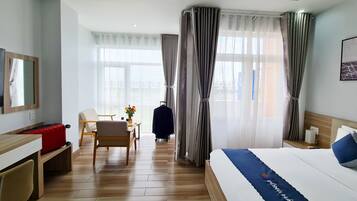 ๋๋ญ์ค ๋๋ธ๋ฃธ | ๊ฐ์ค์์ ๋ณด์ด๋ ์ ๋ง