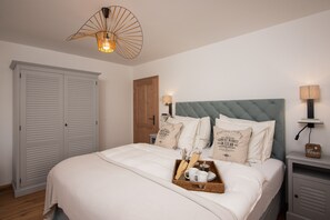 1 غرفة نوم ومكواة/لوح كي وسرير سفر وواي فاي مجانًا