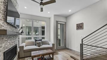 Townhome, 2 Bedrooms | Living area