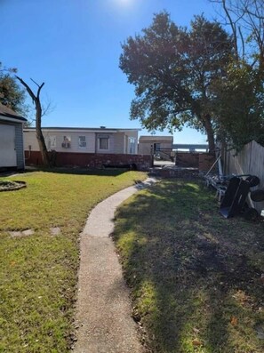 House, 1 Bedroom | Property grounds