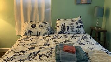 Apartment, 2 Bedrooms | 2 bedrooms, desk, laptop workspace, free WiFi