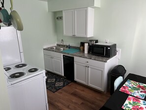 公寓, 2 間臥室 | 私人廚房 | 電冰箱、烤箱、咖啡機/沖茶器、烤麵包機