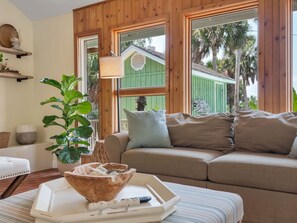 TV, table tennis - Bondi:  Unique Beachfront Home on IP- Large Priv. Pool, Pet Friendly, Sleeps 16 (Indian Pass)