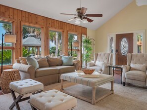 TV, table tennis - Bondi:  Unique Beachfront Home on IP- Large Priv. Pool, Pet Friendly, Sleeps 16 (Indian Pass)