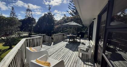 Opito Sea'scape - Opito Bay Holiday Home