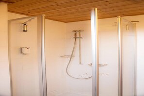 Shower, hair dryer - Doppelhaushälfte in Hasselfelde (Hasselfelde)