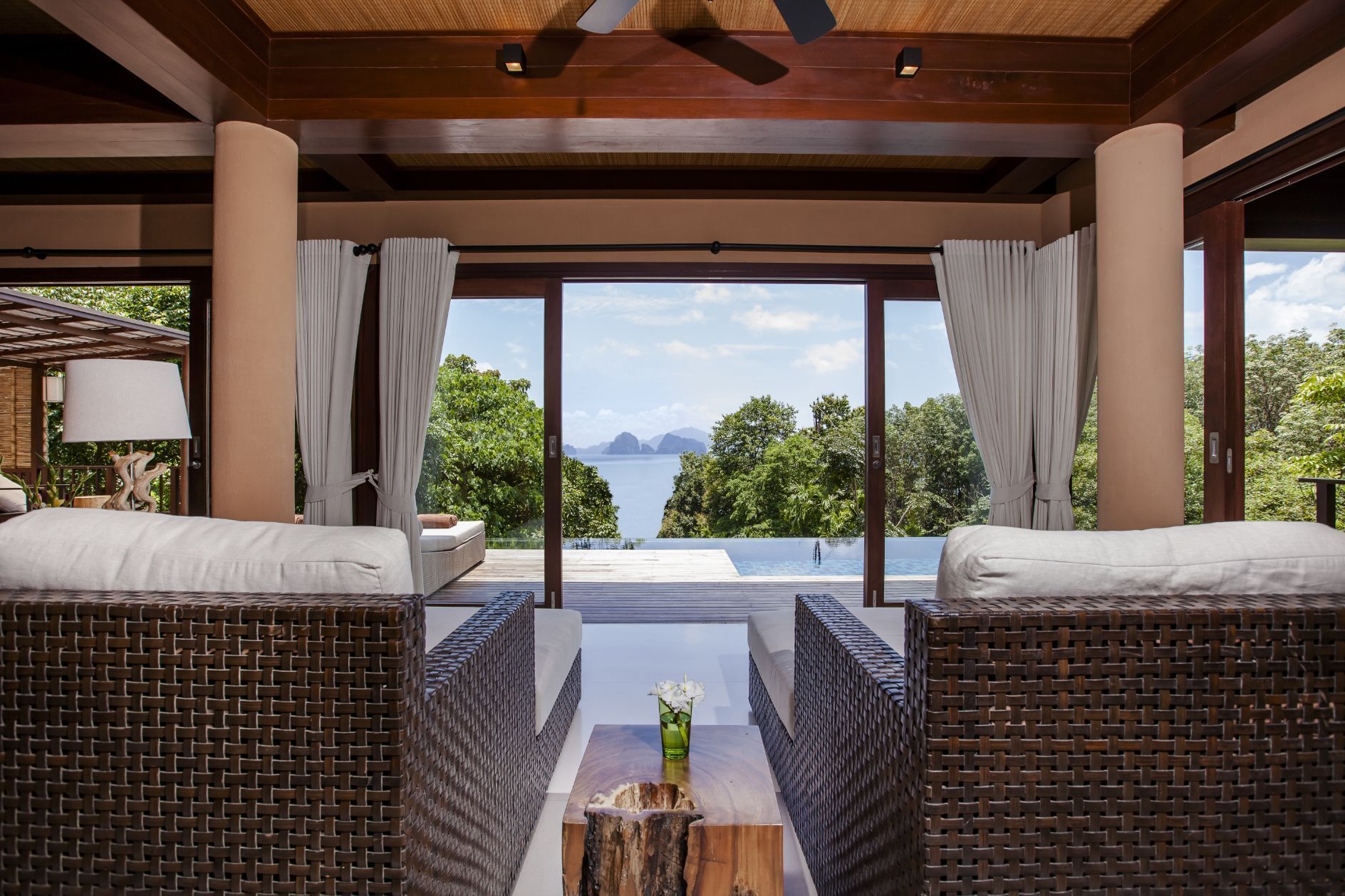 50 インチのスマートテレビ (デジタル放送視聴可)、テレビ、おもちゃ