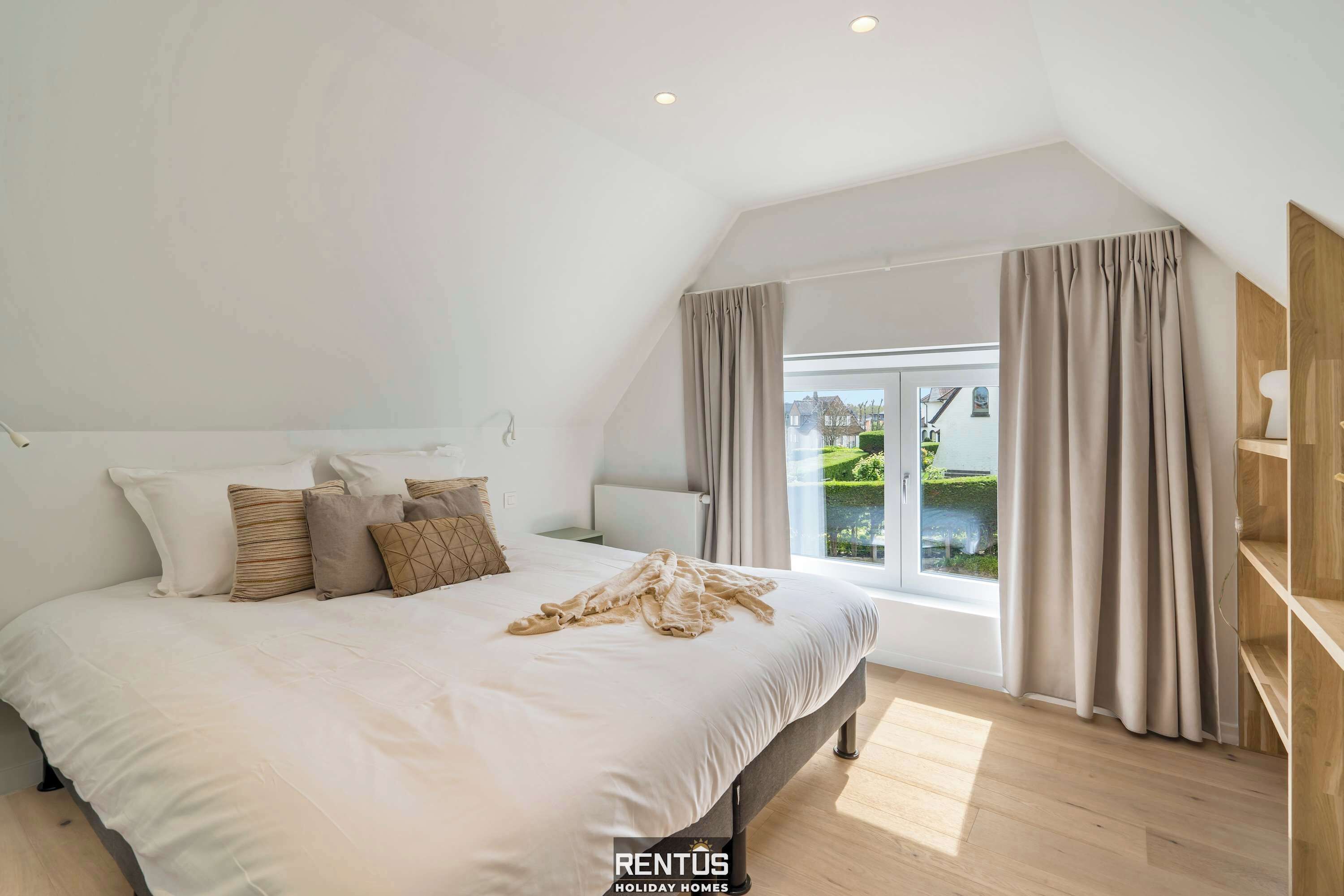 4 chambres, lit parapluie, Wi-Fi, draps fournis