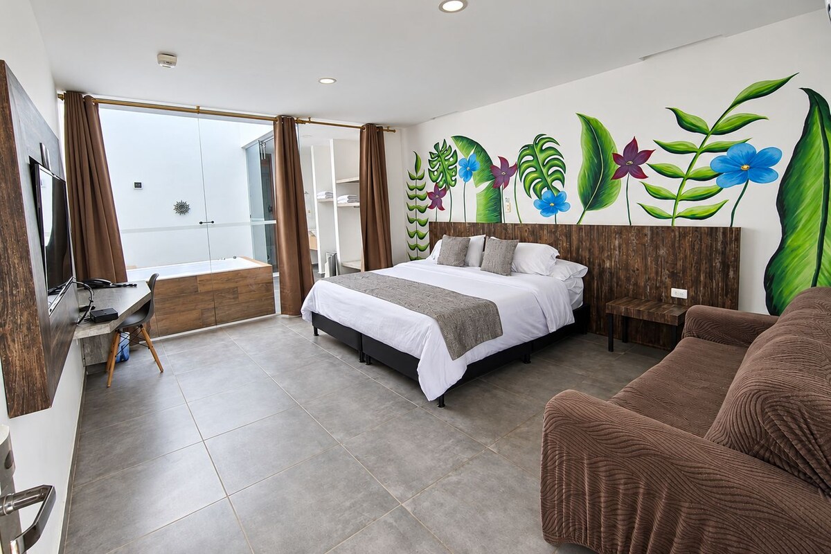 Superior Suite | Minibar, free WiFi, individually decorated, individually furnished