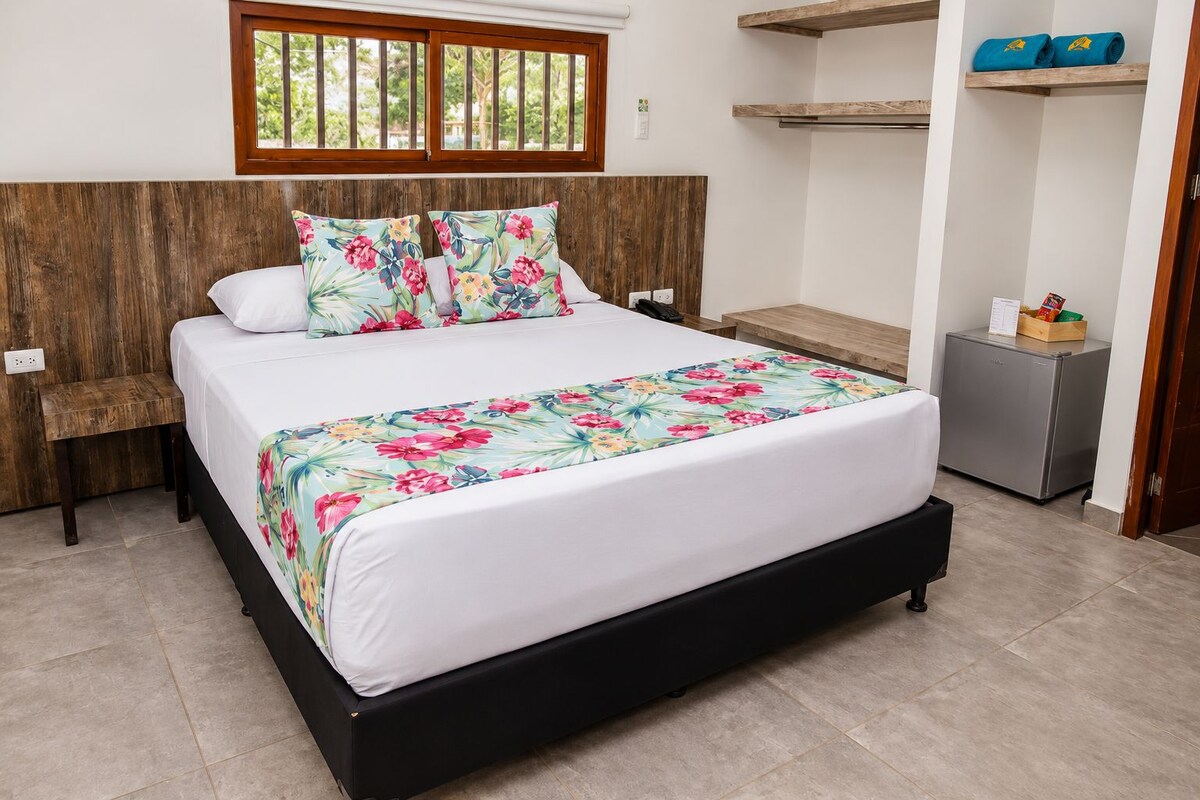 Standard Double Room | Minibar, free WiFi, individually decorated, individually furnished