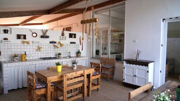 Comfort Villa | Living area | 32-inch Smart TV with cable channels, TV