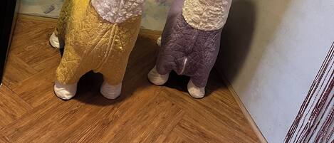 精緻共用宿舍 | 房內用餐區