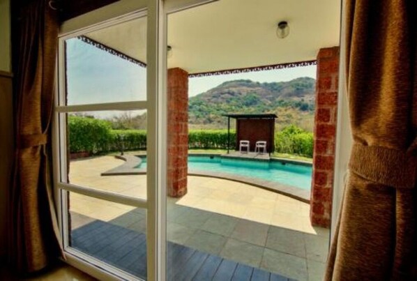 Pool - Royal Villa with Private pool (Lonavala)
