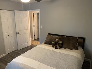 3 Schlafzimmer, Bettwäsche