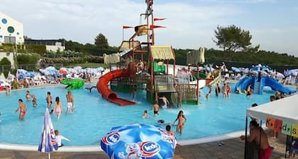Villa Salvore - new house near beaches, pool, summer kitchen, playroom, Istria