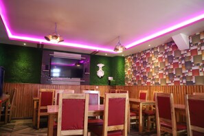 Restaurant - Hotel Pathibhara (Taplejung)