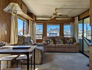 スマートテレビ