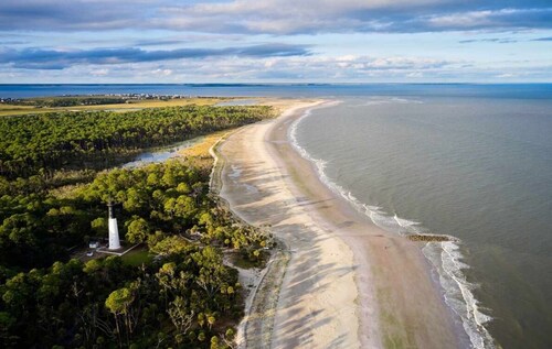 Sand In My Boots, Minutes to Parris Island & Beaufort and the beach!
