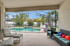 Piscine extérieure, piscine chauffée